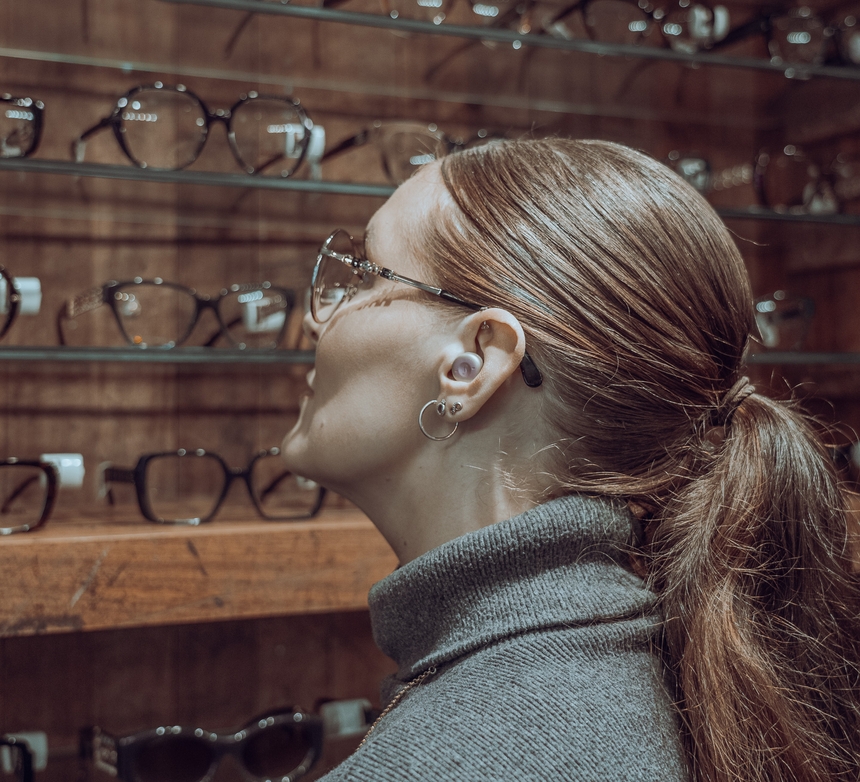 Understanding the Adjustment Period of Hearing Aids hero image